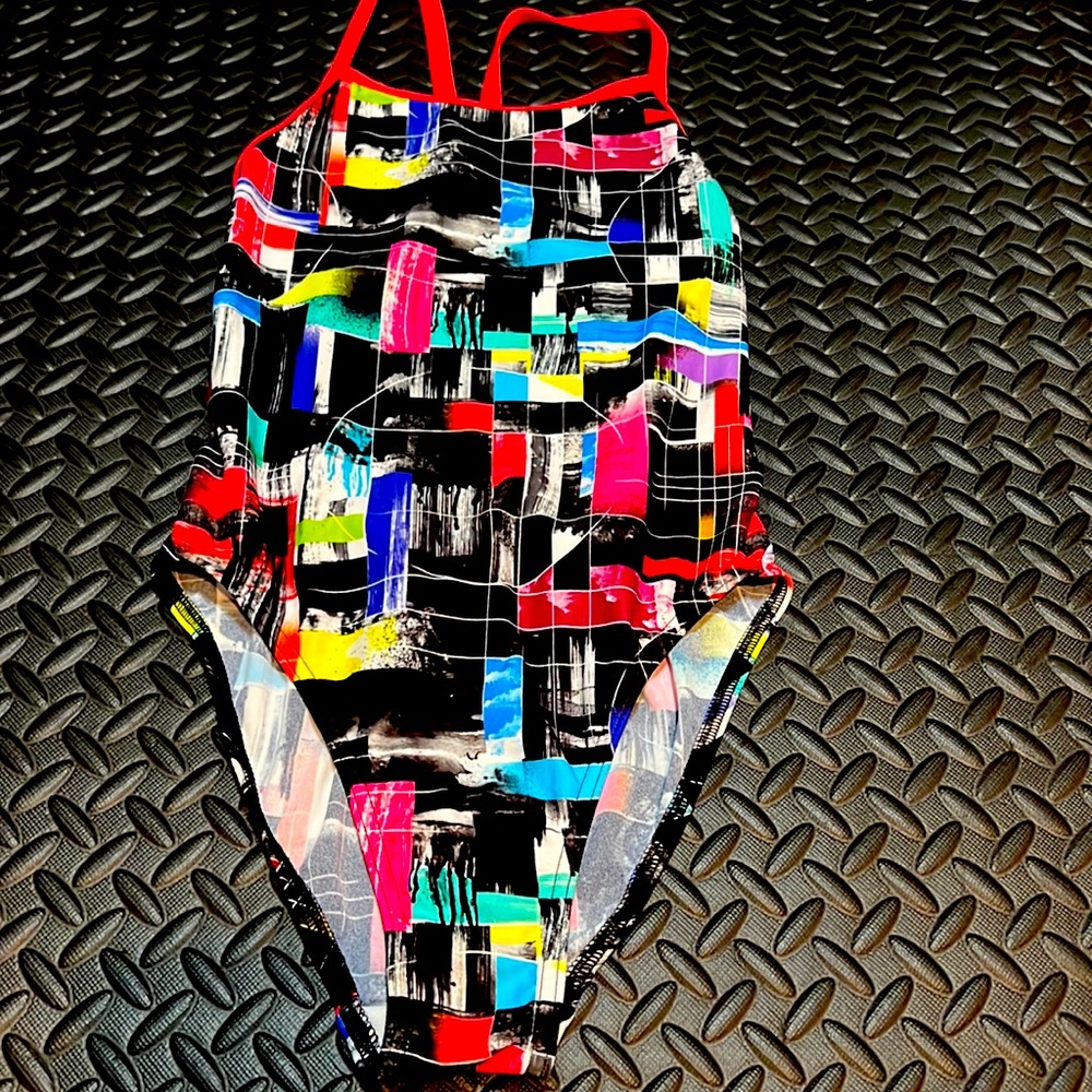 Super cute funky to swimsuit 28